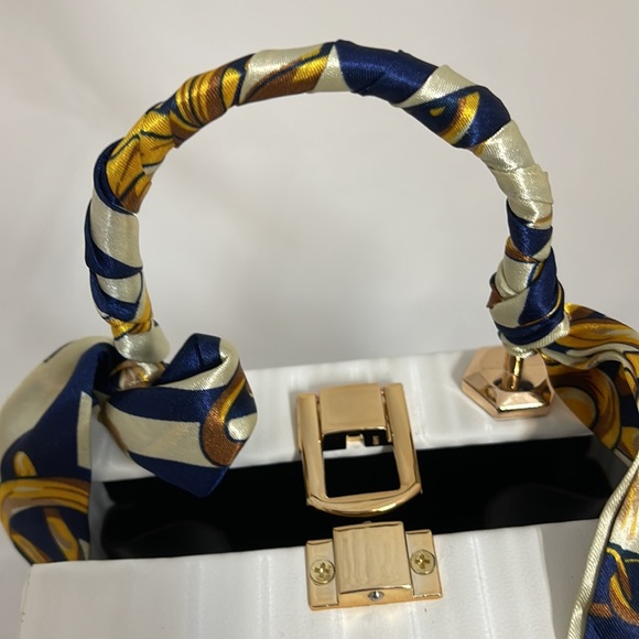 🆕 Crossbody Style Worthy Woman Purse with Handle Scarf - Picture 6 of 8